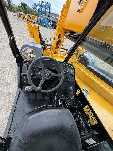 2022 JCB 510-56-47