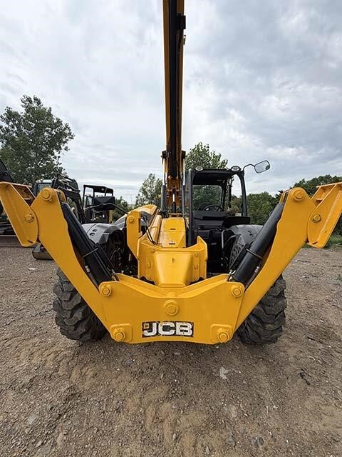 2022 JCB 510-56-61