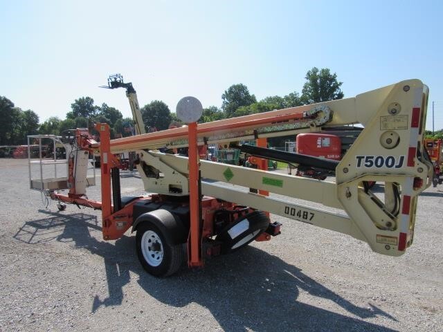 2019 JLG T500J-8