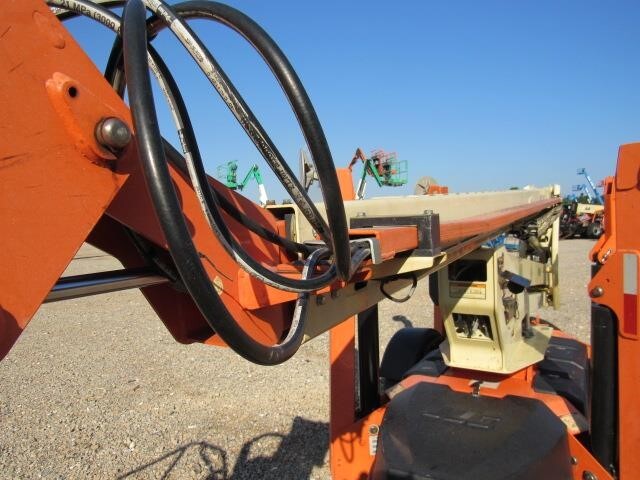 2019 JLG T500J-14