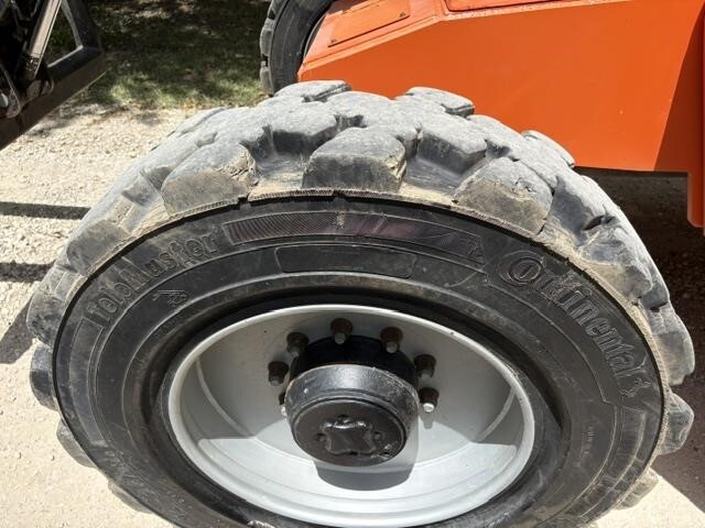 2018 SkyTrak 8042-12