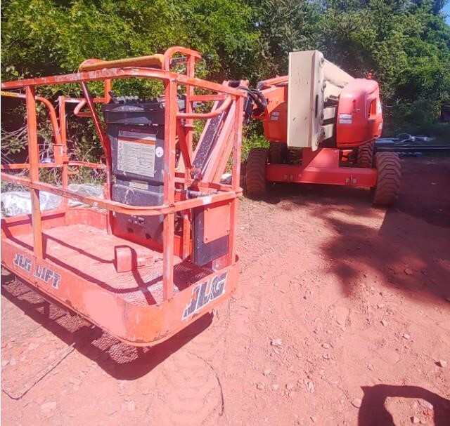 2018 JLG 450AJ