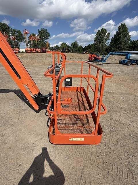 2021 JLG 460SJ-40