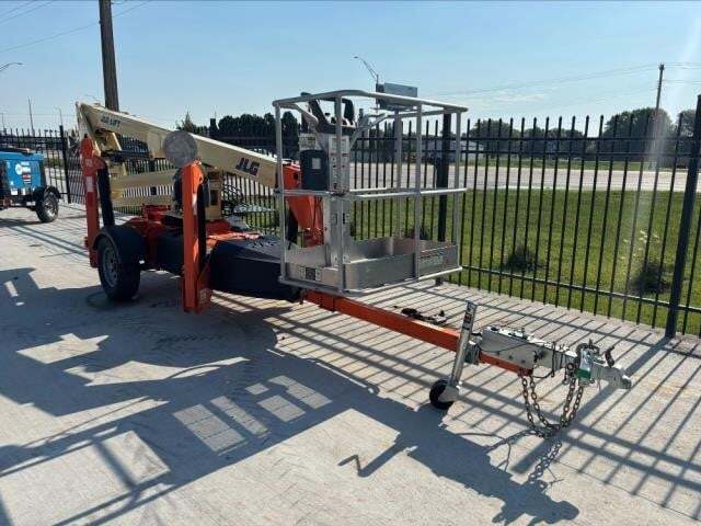 2023 JLG T350-2