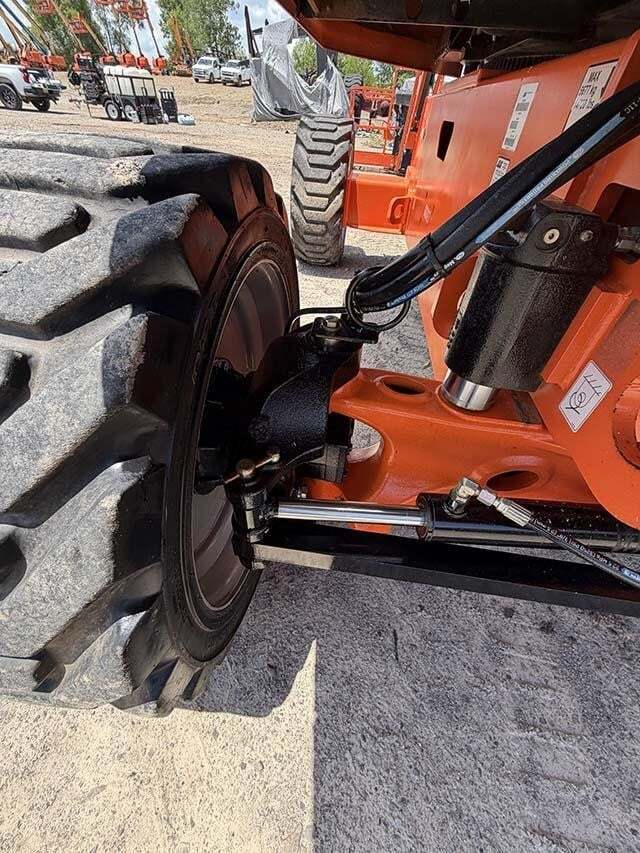 2021 JLG 660SJ-18