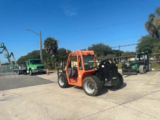 2017 JLG G5-18A-3