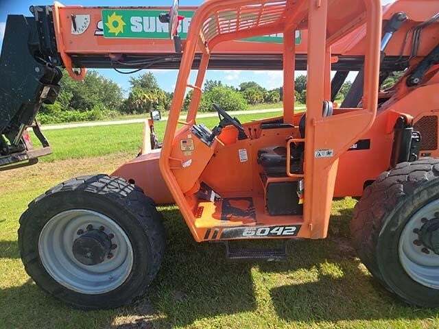 2018 JLG 6042-17