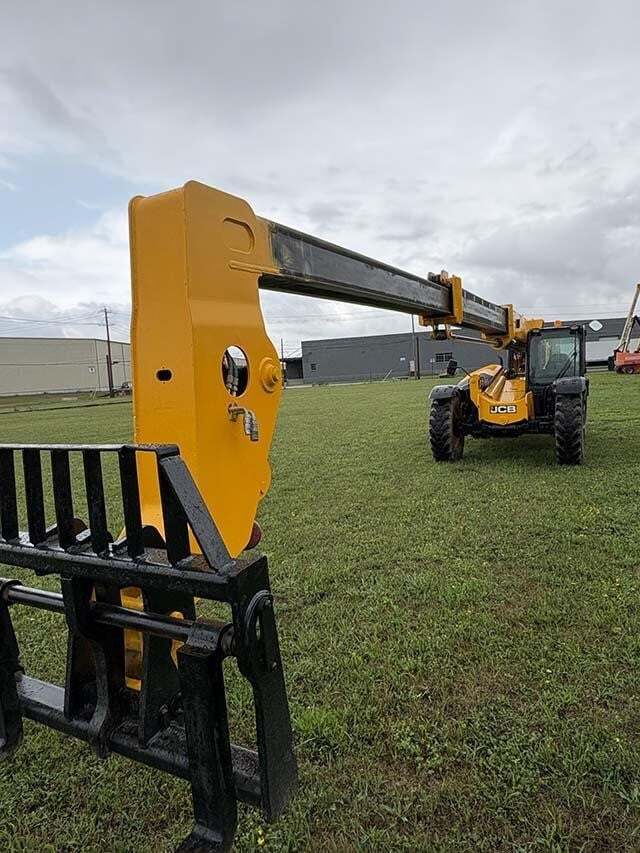 2016 JCB 509-42-12
