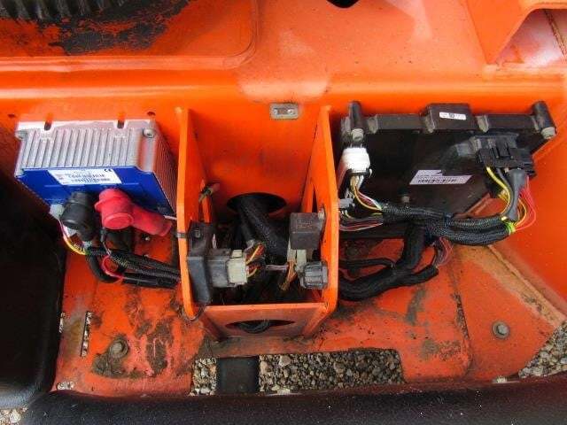 2019 JLG T350-19