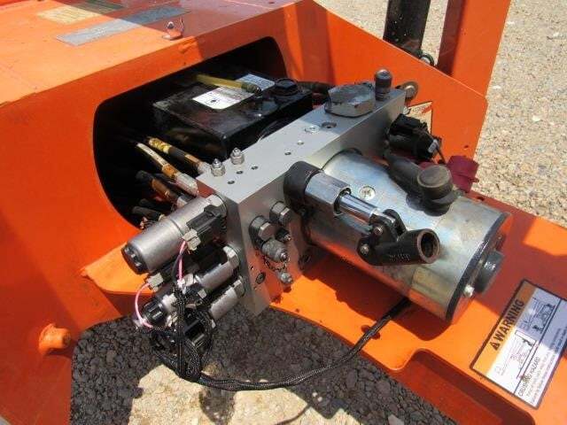 2019 JLG T350-20