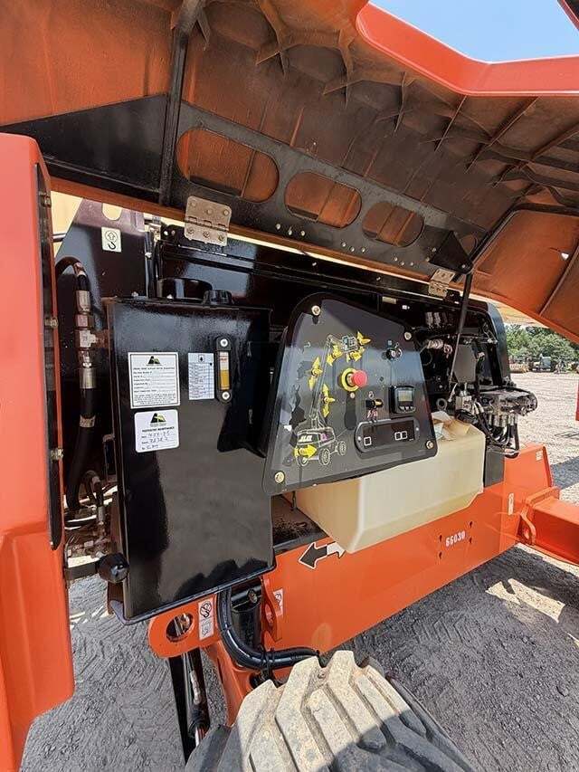 2021 JLG 660SJ-30