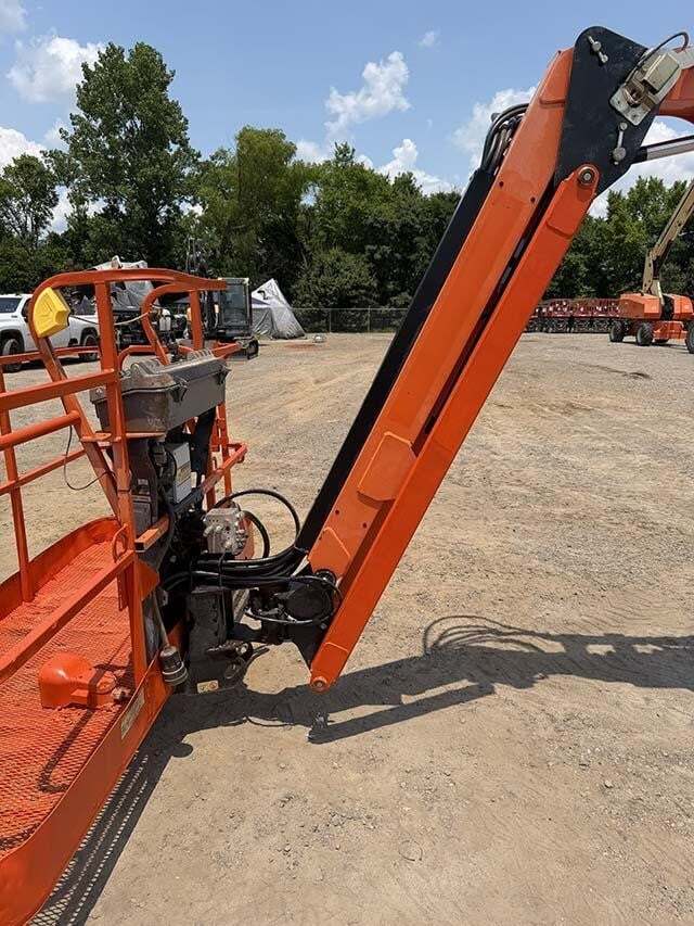 2021 JLG 660SJ-43