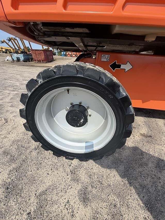 2021 JLG 660SJ-12
