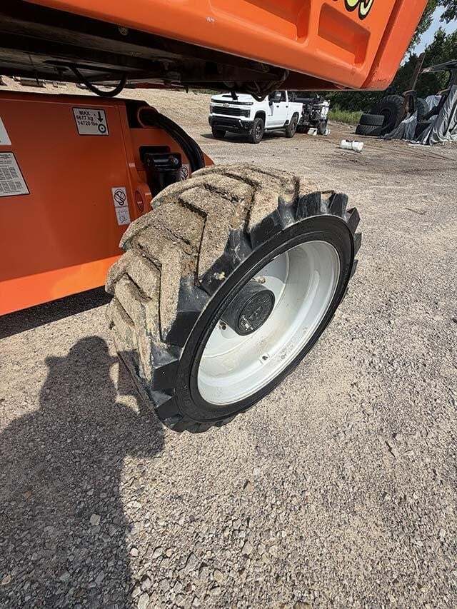2021 JLG 660SJ-15