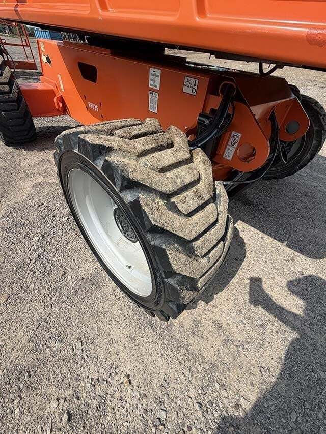 2021 JLG 660SJ-16