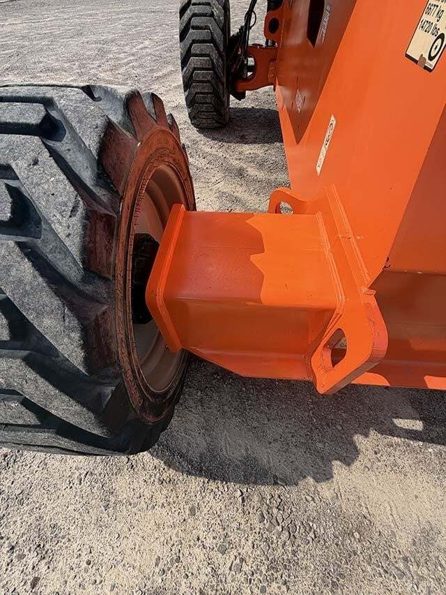 2021 JLG 660SJ-25