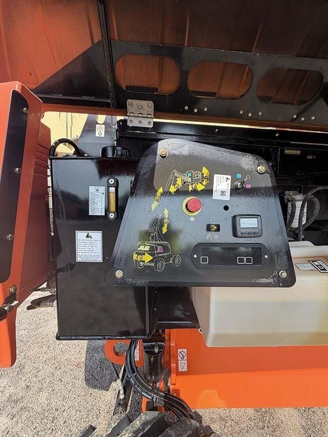 2021 JLG 660SJ-35