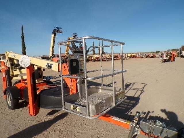 2019 JLG T350-15