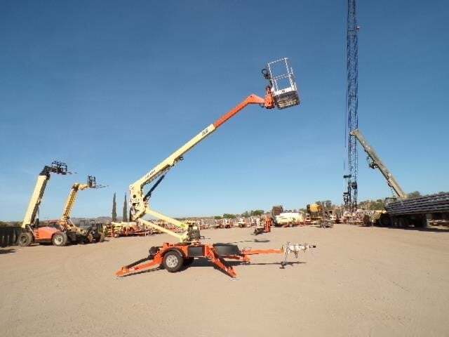 2019 JLG T350-19