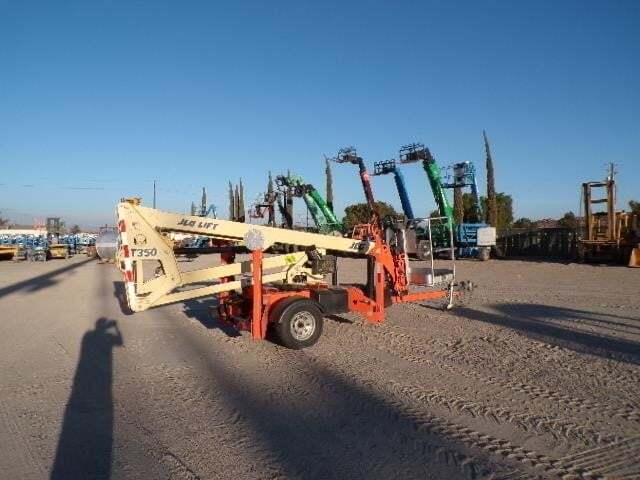 2019 JLG T350-5
