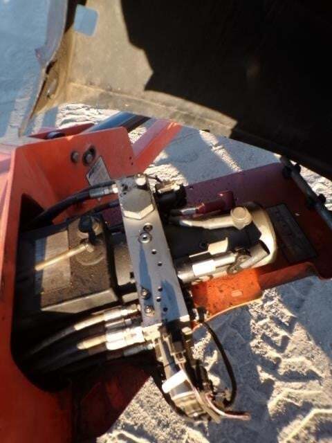 2019 JLG T350-12