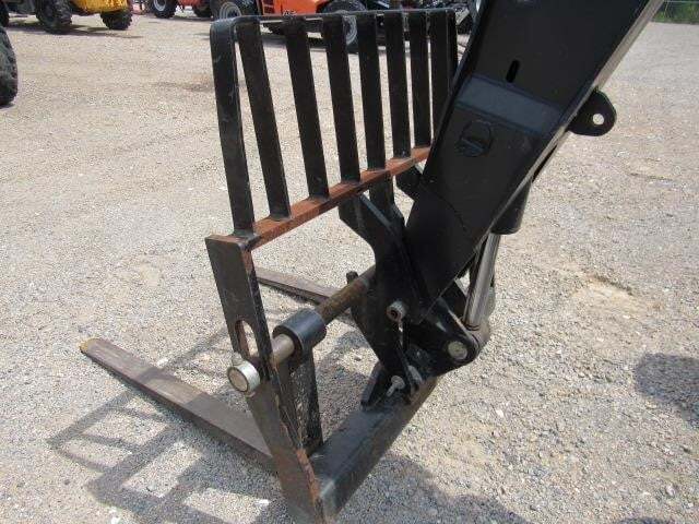 2021 JLG 742-9