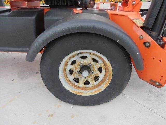 2019 JLG T350-12