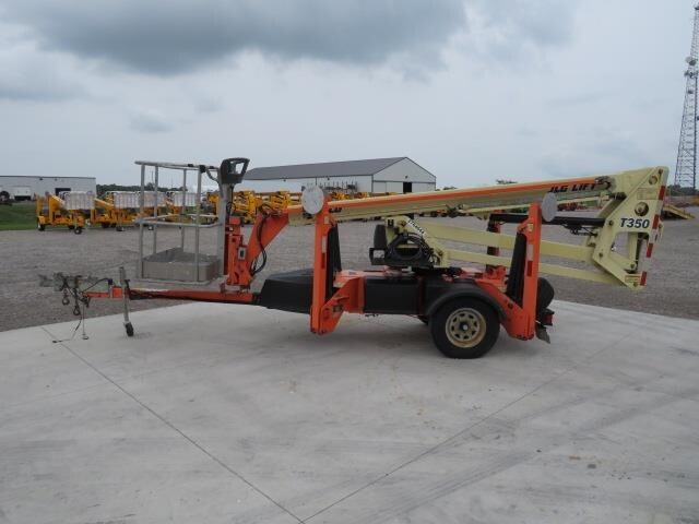 2019 JLG T350