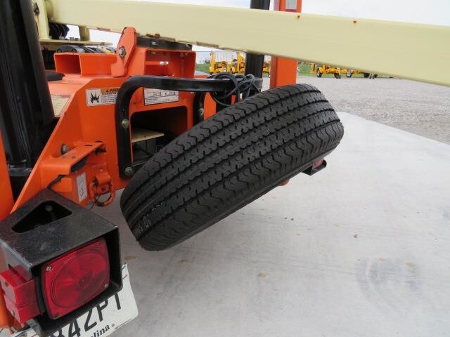 2019 JLG T350-13
