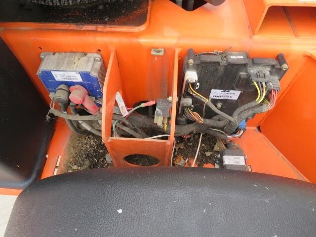 2019 JLG T350-20