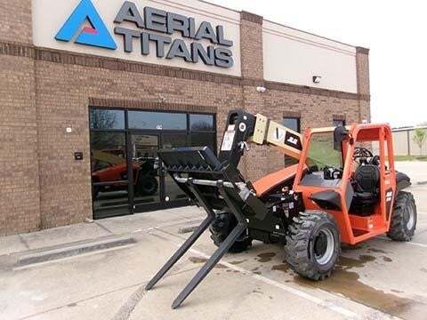 2026 JLG 519-7