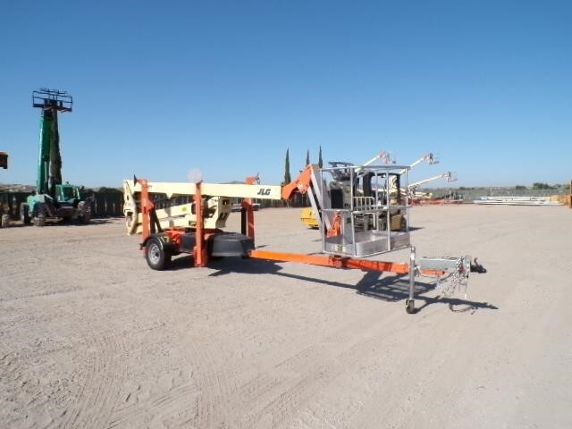 2019 JLG T500J-4
