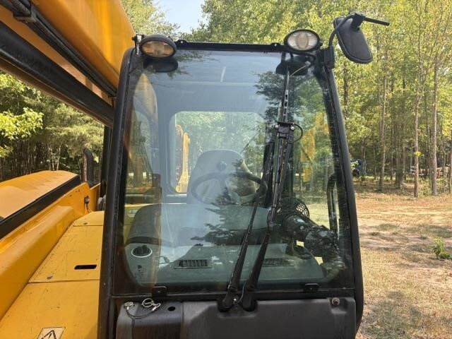 2018 JCB 507-42-12