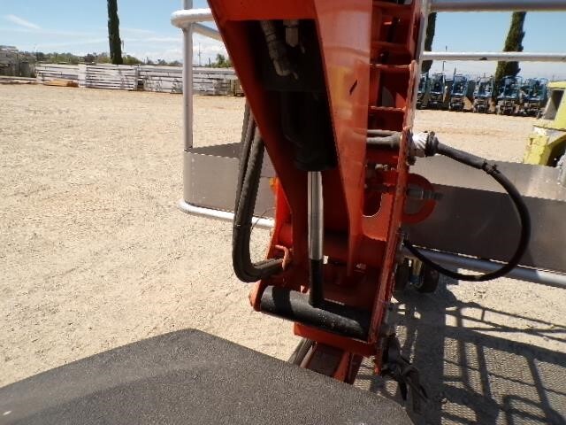 2019 JLG T350-15
