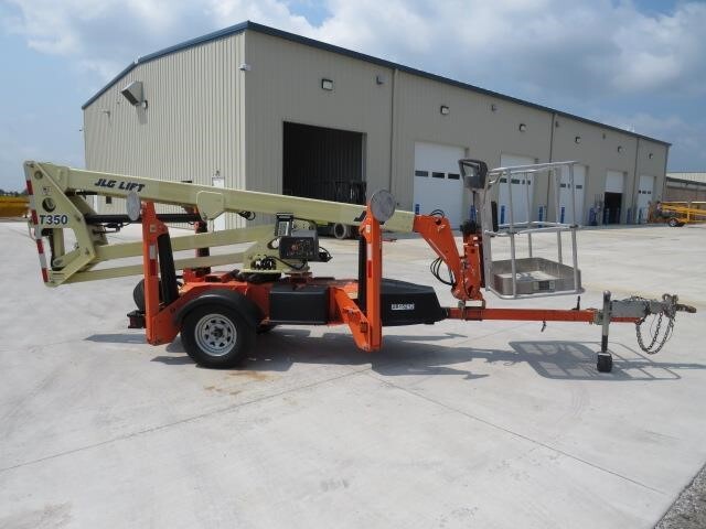 2019 JLG T350-5
