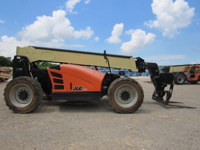 2021 JLG 742-5