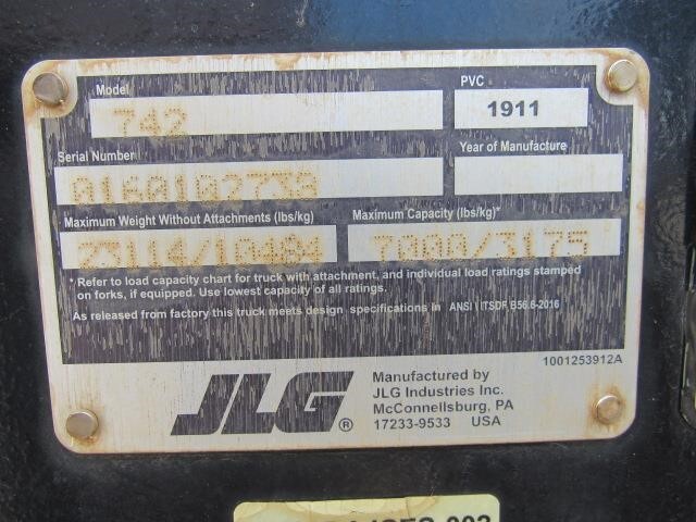 2021 JLG 742-25