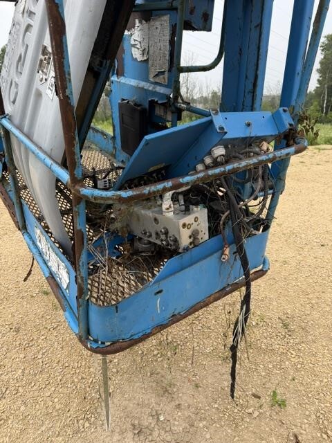 2006 Genie Z-60/34-8
