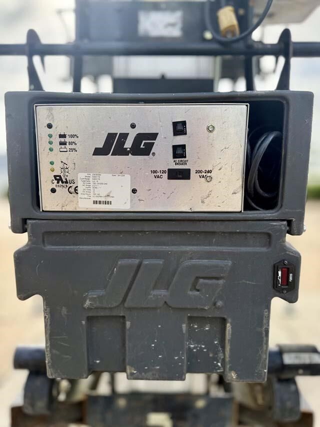 2019 JLG 30AM-7