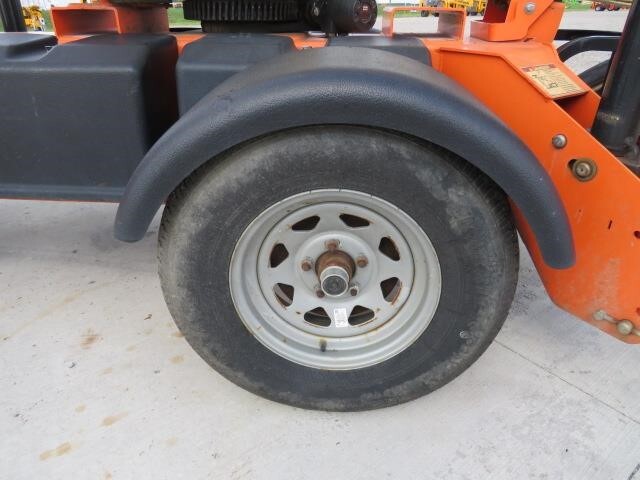 2019 JLG T350-12