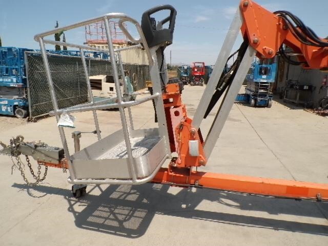 2019 JLG T500J-16
