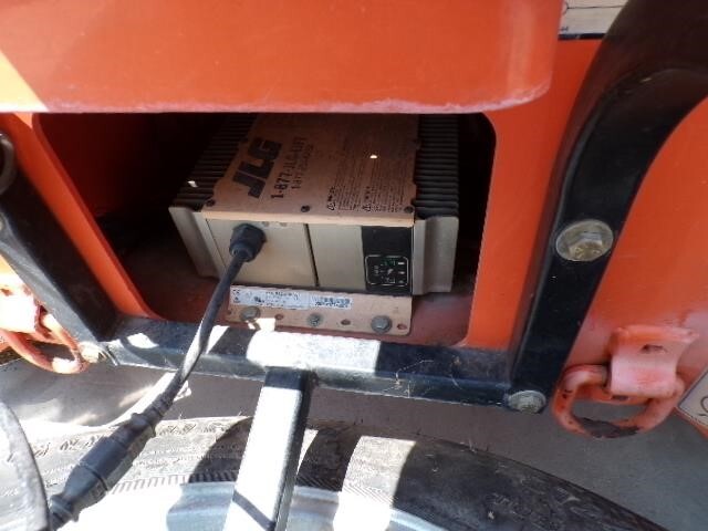 2019 JLG T500J-12