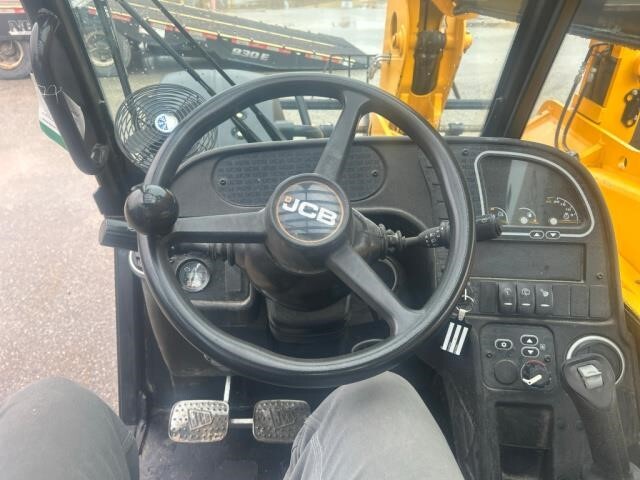 2022 JCB 507-42-7