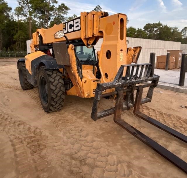 2021 JCB 512-56-4