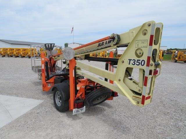 2023 JLG T350-7