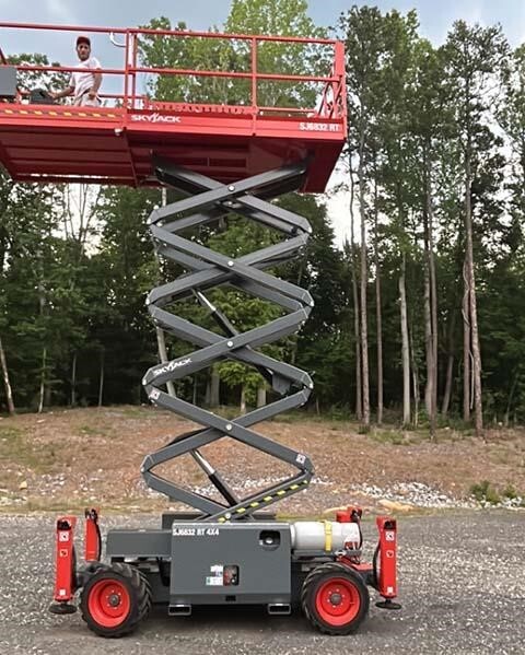 2025 Skyjack SJ-6832RT-9