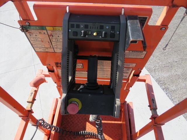 2019 JLG 2632ES-11