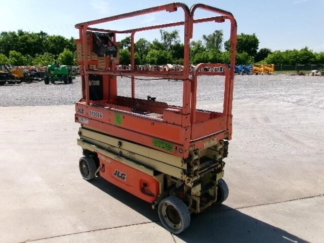 2019 JLG 1930ES-4