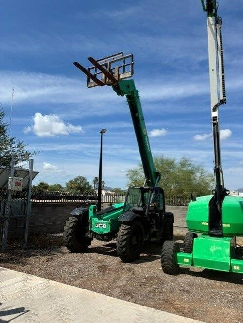 2017 JCB 509-42-10