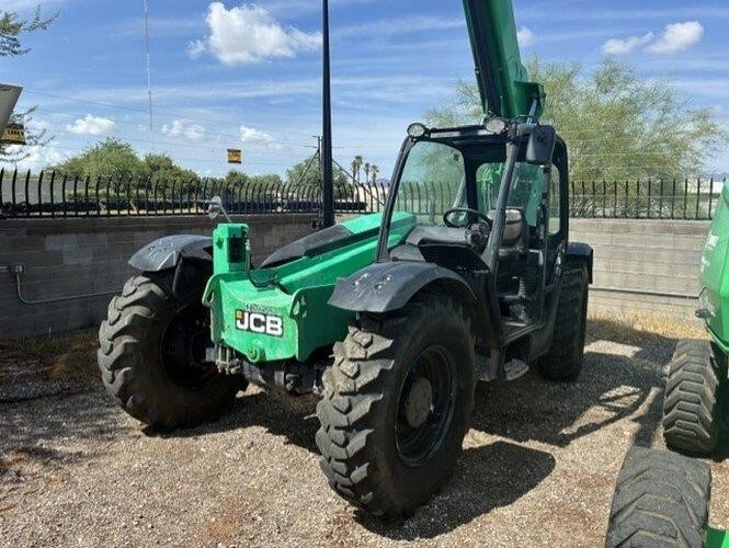 2017 JCB 509-42